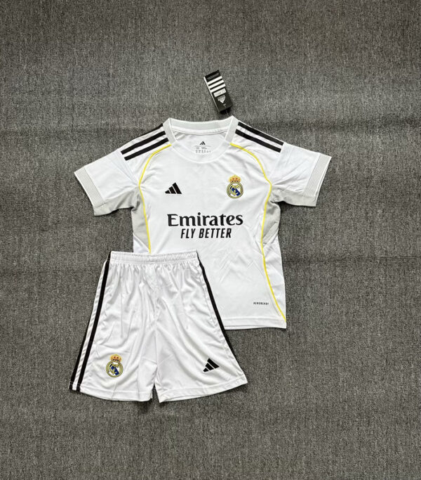 Maillot & short enfant Réal Madrid 25-26