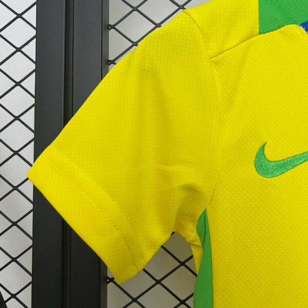 Maillot domicile Bresil (enfants, short inclus) 25-26 - Image 4