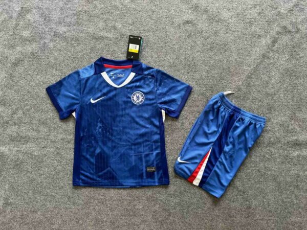 Maillot chelsea (enfants, short inclus) 25-26
