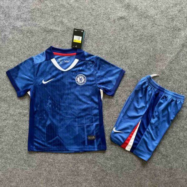 Maillot chelsea (enfants, short inclus) 25-26